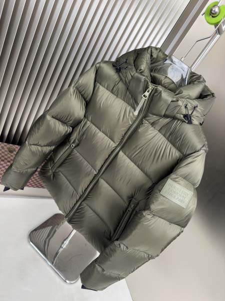 2025年10月23日秋冬入荷新作Burberryダウンジャケット高品質 人気商品/DD工場