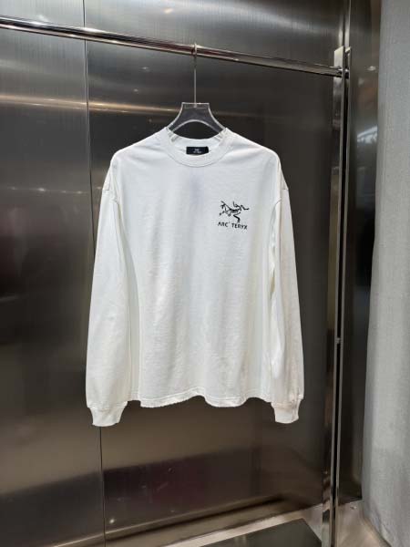 2025年10月26日入荷秋冬新作ARCTERYX長袖 Tシャツ高級品/MP工場