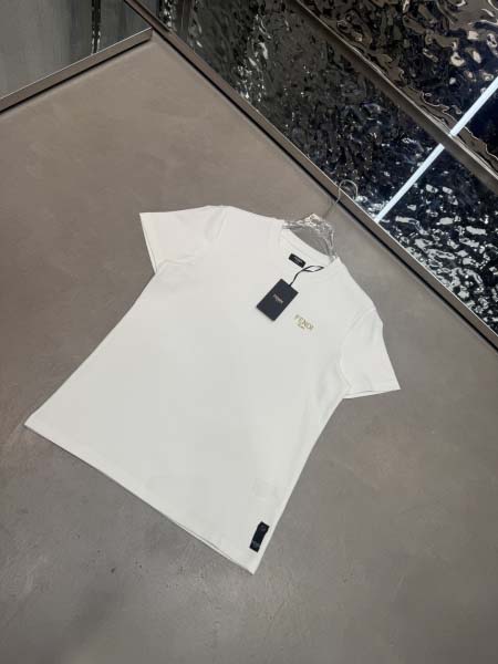 2025年10月26日入荷秋冬新作Fendi半袖Tシャツ高級品/MP工場