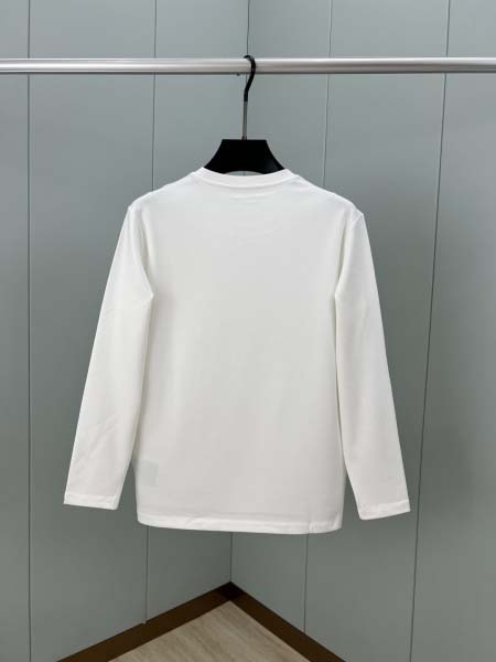 2025年10月26日入荷秋冬新作Prada長袖 Tシャツ高級品/MP工場