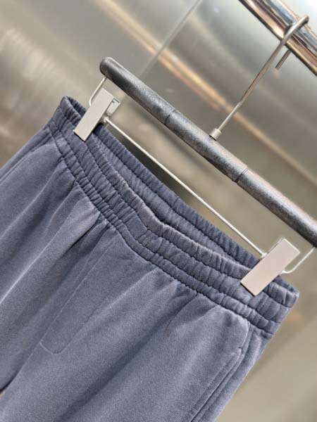 2025年10月26日入荷秋冬新作Balenciagaズボン高級品/MP工場