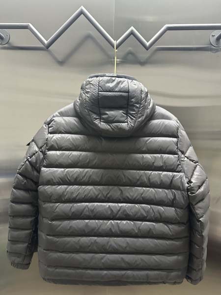 2025年10月28日秋冬新作Monclerダウンジャケット高品質人気商品/LDF工場