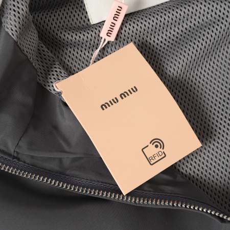 2025年10月30日秋冬新作MiuMiuジャケット高品質人気商品/LDF工場