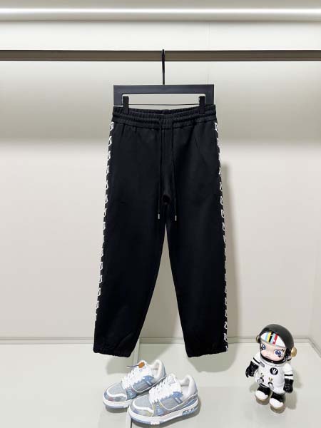 2025年10月9日秋冬入荷新作MONCLERズボン高品質安...