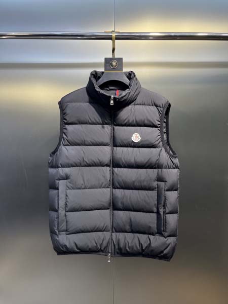 2025年10月11日秋冬入荷新作Monclerダウンベスト...