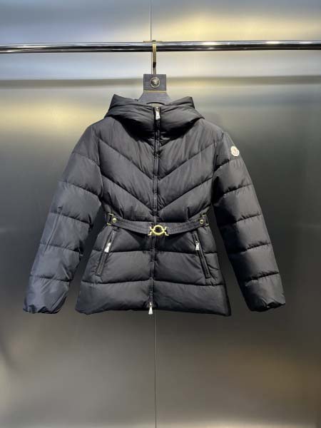 2025年10月11日秋冬入荷新作Moncler 女性用ダウ...