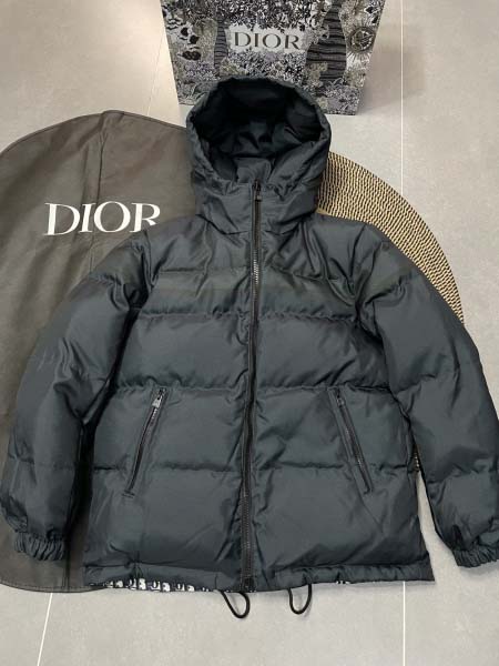 2025年10月11日秋冬入荷新作Diorダウンジャケット高...