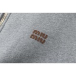 2025年10月12日秋冬入荷新作Miu Miuジャケット高品質 人気商品/HL工場