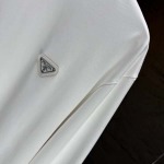 2025年10月12日秋冬入荷新作PRADA長袖T シャツ高品質 人気商品/HL工場