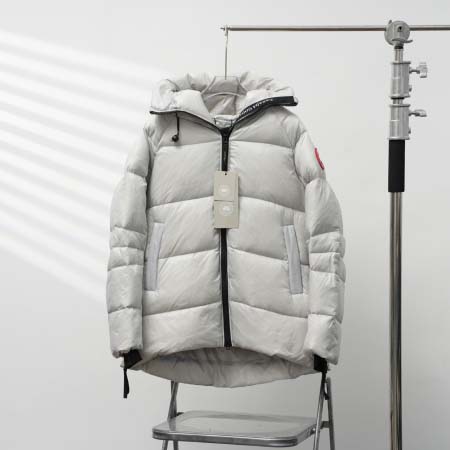 2025年10月12日秋冬入荷新作CANADA GOOSEダ...