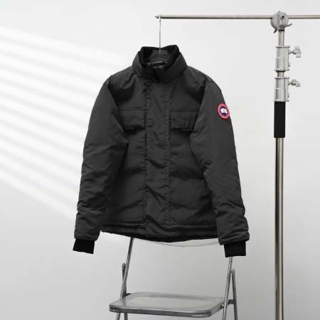 2025年10月12日秋冬入荷新作CANADA GOOSEダ...