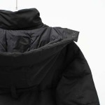 2025年10月12日秋冬入荷新作CANADA GOOSEダウンジャケット高品質 人気商品/HL工場