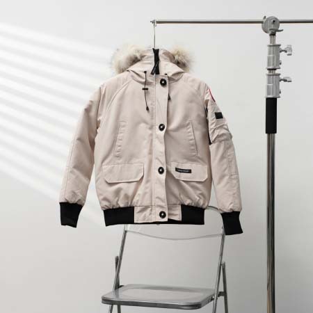 2025年10月12日秋冬入荷新作CANADA GOOSEダ...