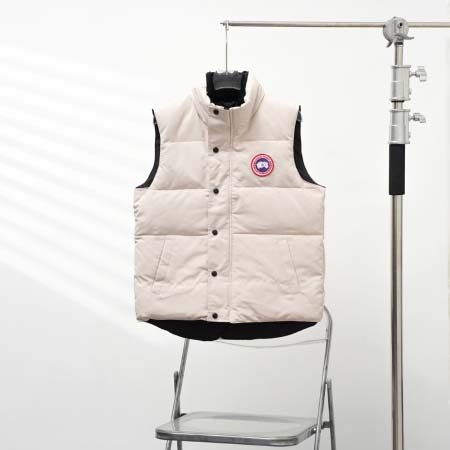 2025年10月12日秋冬入荷新作CANADA GOOSEダ...