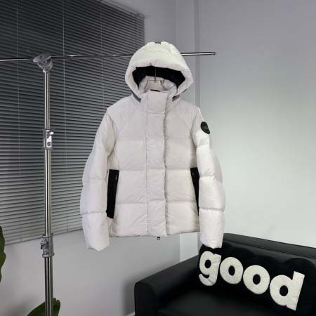 2025年10月12日秋冬入荷新作Canada gooseダ...