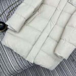 2025年10月13日入荷秋冬新作LOEWEダウンジャケットファッション/誕生日プレゼント/贈り物 can工場