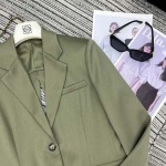 2025年10月13日入荷秋冬新作LOEWEファッション/誕生日プレゼント/贈り物 can工場