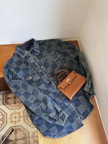 2025年10月13日入荷秋冬新作Louis Vuitton...