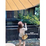 2025年10月14日入荷秋冬新作Miumiuアンダーシャツファッション/誕生日プレゼント/贈り物 can工場