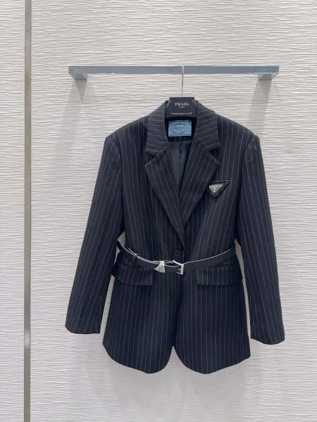 2025年10月14日入荷秋冬新作Pradaファッション/誕...