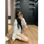 2025年10月14日入荷秋冬新作Pradaジャケットファッション/誕生日プレゼント/贈り物 can工場