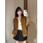 2025年10月14日入荷秋冬新作Miumiu スエードのジッパー付きカーディガンファッション/誕生日プレゼント/贈り物 can工場