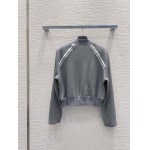 2025年10月14日入荷秋冬新作Pradaファッション/誕生日プレゼント/贈り物 can工場