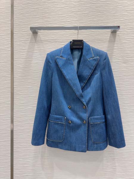 2025年10月14日入荷秋冬新作VALENTINOファッシ...