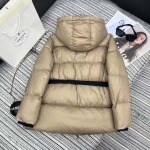 2025年10月14日入荷秋冬新作Prada 綿服ファッション/誕生日プレゼント/贈り物 can工場