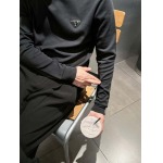 2025年10月14日入荷新作Prada長袖Tシャツ 高品質超厳選★入手困難/LD工場