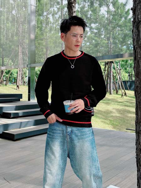 2025年10月14日入荷新作Monclerウール混紡 ニッ...