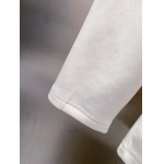 2025年10月14日入荷新作Prada長袖Tシャツ 高品質超厳選★入手困難/LD工場