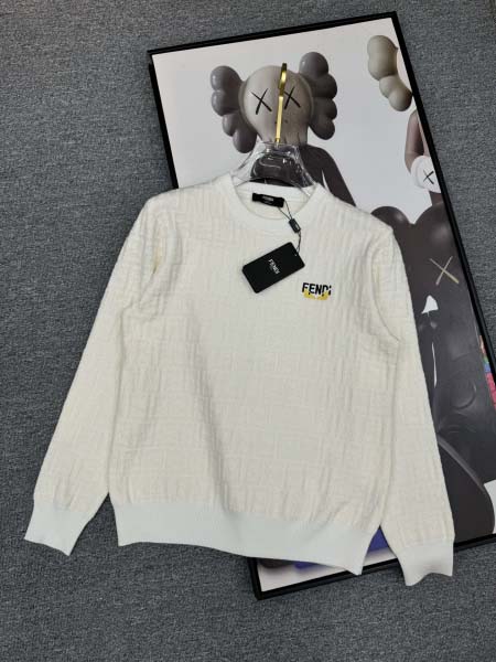 2025年10月15日入荷新作Fendiウール混紡 ニット/...