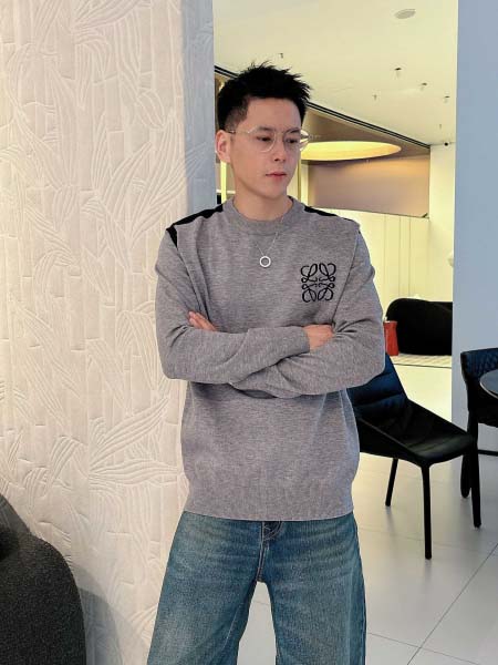 2025年10月15日入荷新作loeweウール混紡 ニット/...