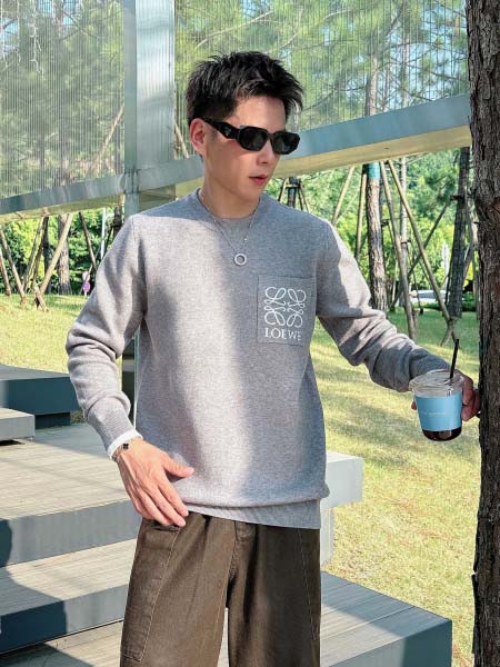 2025年10月15日入荷新作loeweウール混紡 ニット/...
