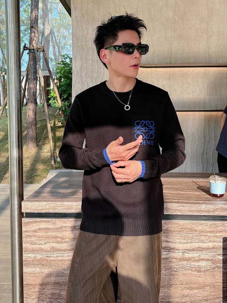 2025年10月15日入荷新作loeweウール混紡 ニット/...