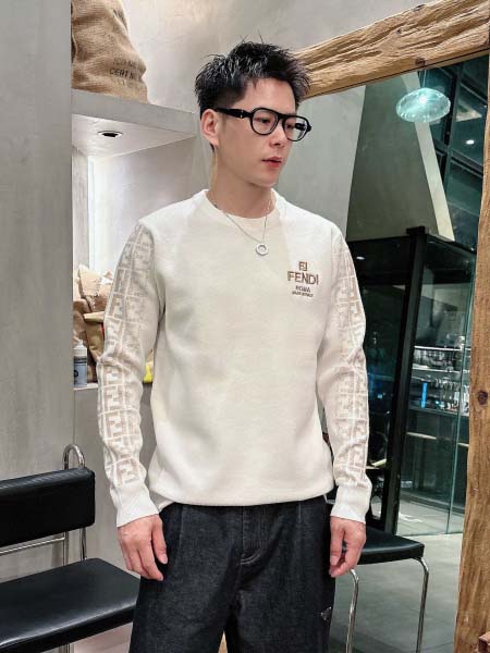 2025年10月15日入荷新作Fendiウール混紡 ニット/...