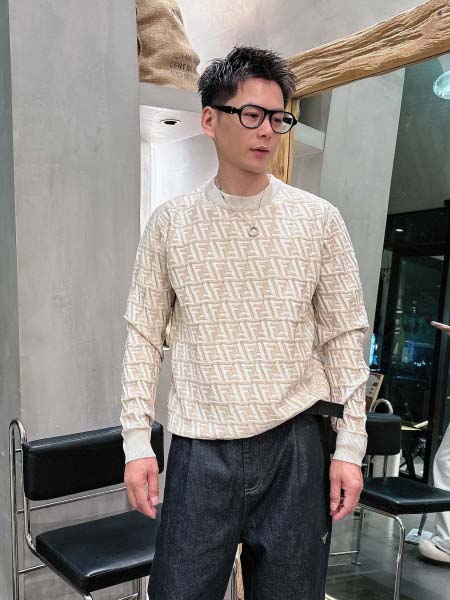 2025年10月15日入荷新作Fendiウール混紡 ニット/...