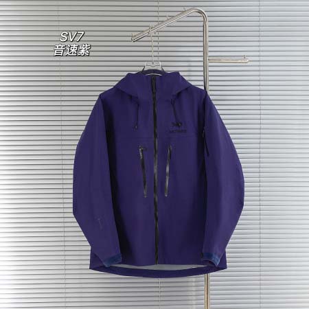 2025年10月20日秋冬入荷新作ARCTERYX ジャケッ...