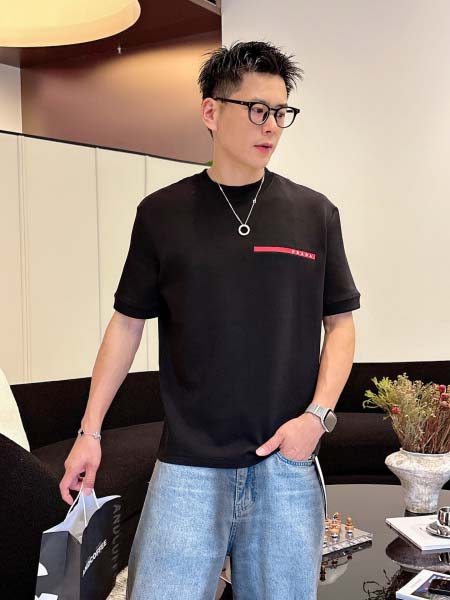 2025年10月21日入荷新作Prada半袖 tシャツ 秋冬...