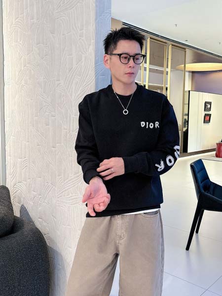 2025年10月21日入荷新作Diorスウェット 秋冬高品質...