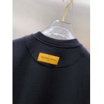 2025年10月21日入荷新作Louis Vuitton半袖Tシャツ 秋冬高品質超厳選★入手困難/LD工場