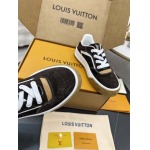 2025年10月22日入荷新作Louis Vuitton女性用35-42靴人気商品★/誕生日プレゼント/高品質/SL工場