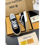 2025年10月22日入荷新作Louis Vuitton女性用35-42靴人気商品★/誕生日プレゼント/高品質/SL工場