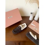 2025年10月22日入荷新作Miumiu女性用35-42靴人気商品★/誕生日プレゼント/高品質/SL工場