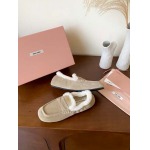 2025年10月22日入荷新作Miumiu女性用35-42靴人気商品★/誕生日プレゼント/高品質/SL工場