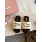 2025年10月22日入荷新作Miumiu女性用35-41靴人気商品★/誕生日プレゼント/高品質/SL工場