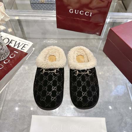2025年10月22日入荷新作GUCCI女性用35-42靴人...