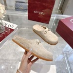 2025年10月22日入荷新作GUCCI女性用35-42靴人気商品★/誕生日プレゼント/高品質/SL工場