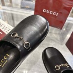 2025年10月22日入荷新作GUCCI女性用35-42靴人気商品★/誕生日プレゼント/高品質/SL工場
